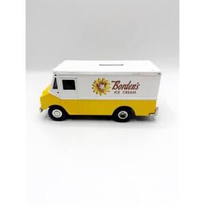 Ertl Collectibles Borden’s‎ Ice Cream Truck Metal Bank 1996 Vintage 6” RARE